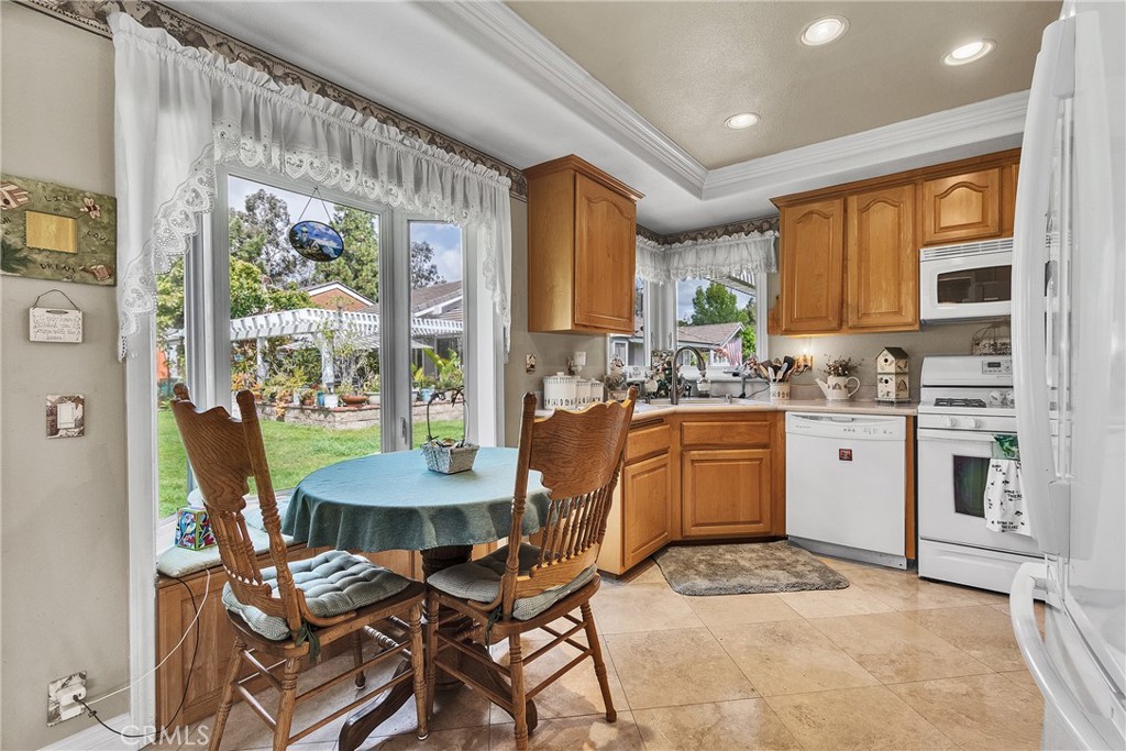 24262 PONCHARTRAIN Lane