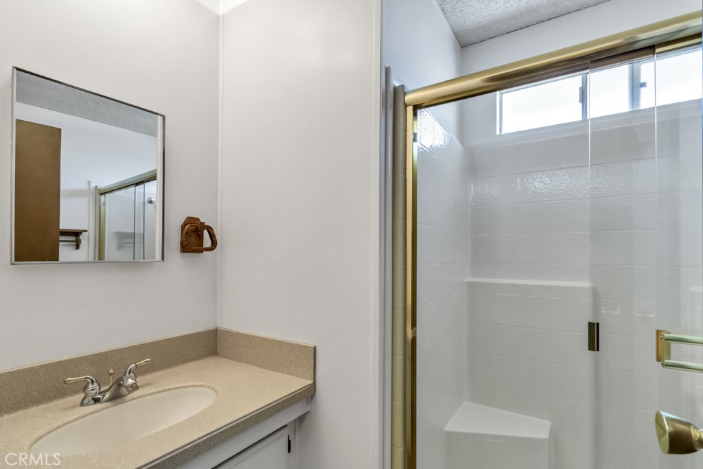 3800 W Wilson Street 65