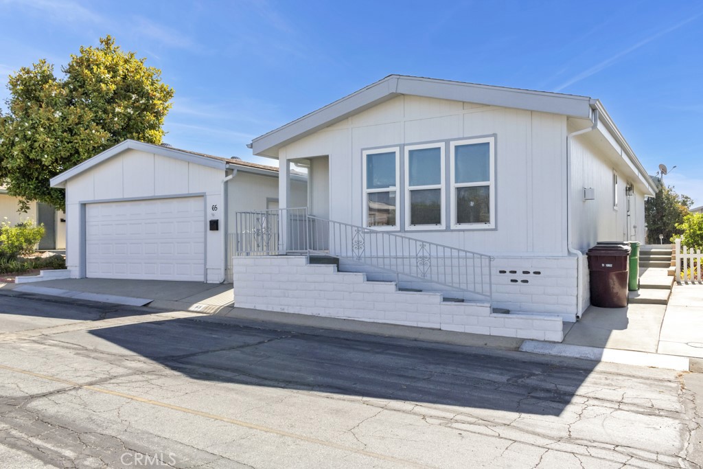 3800 W Wilson Street 65