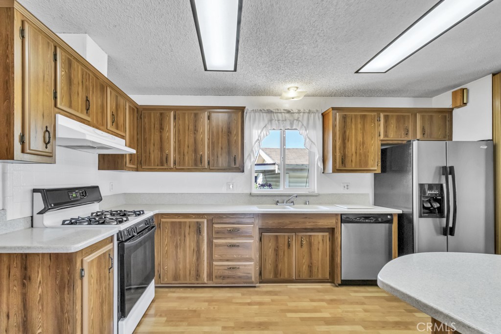 3800 W Wilson Street 65