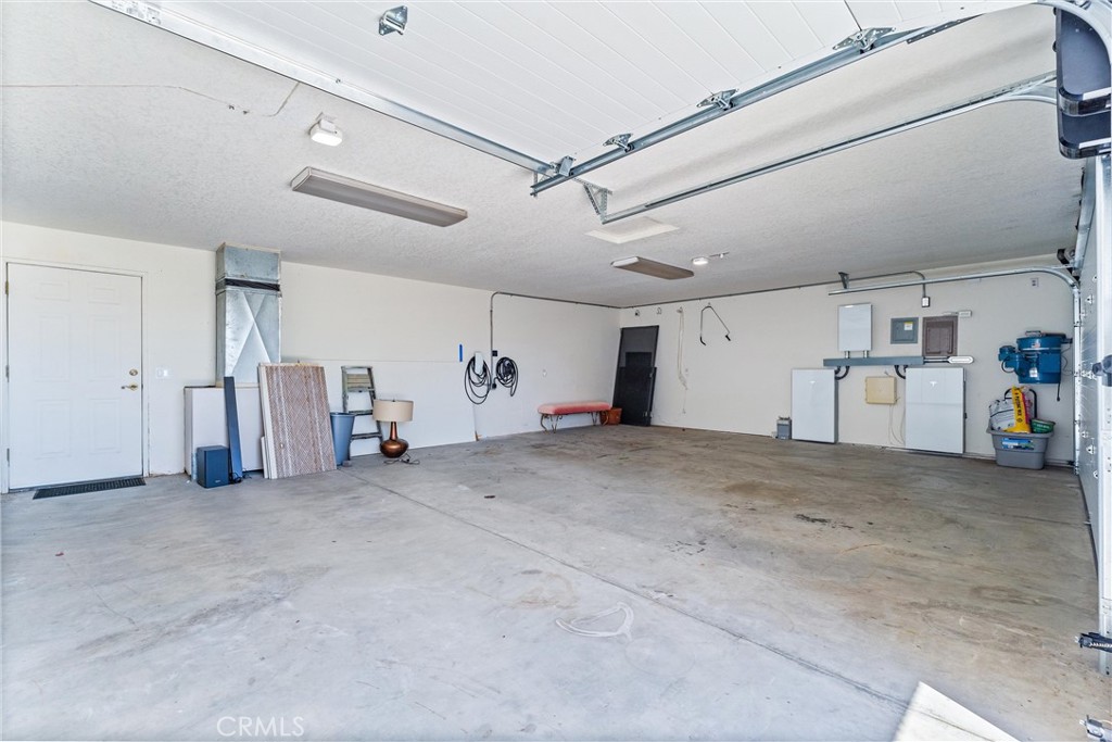 1045 E Deepak Road
