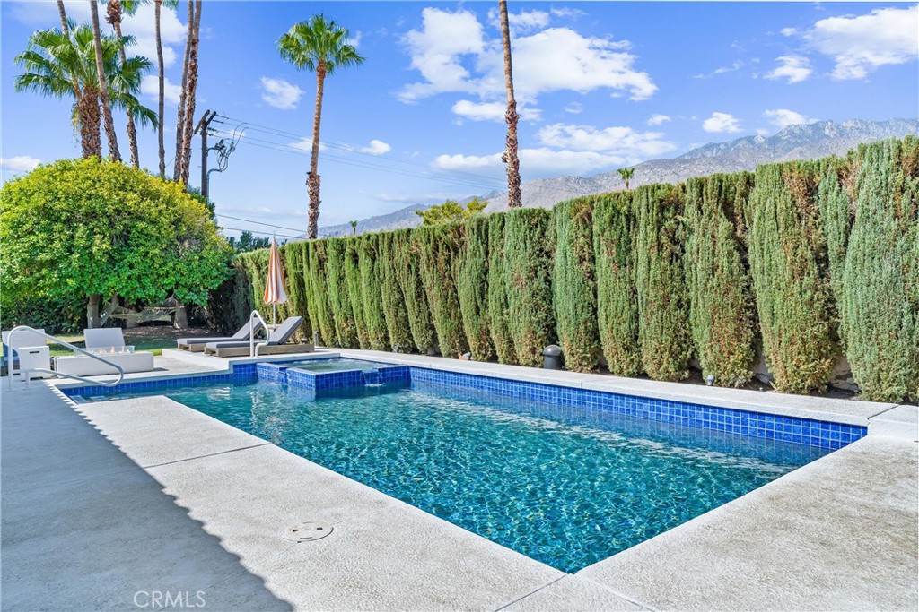 1045 E Deepak Road