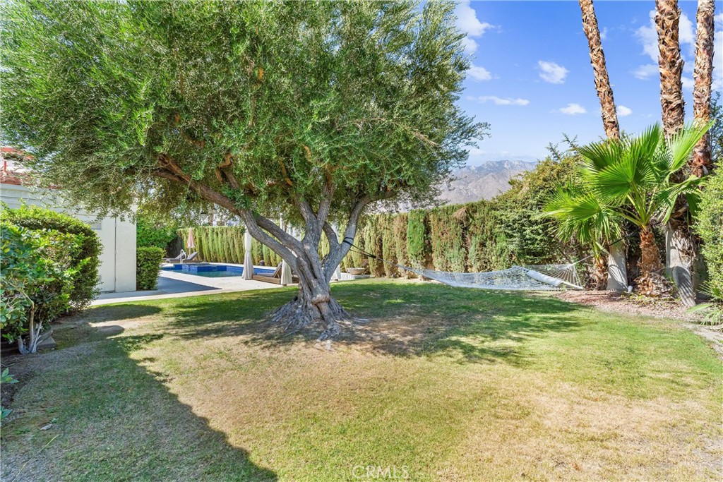 1045 E Deepak Road