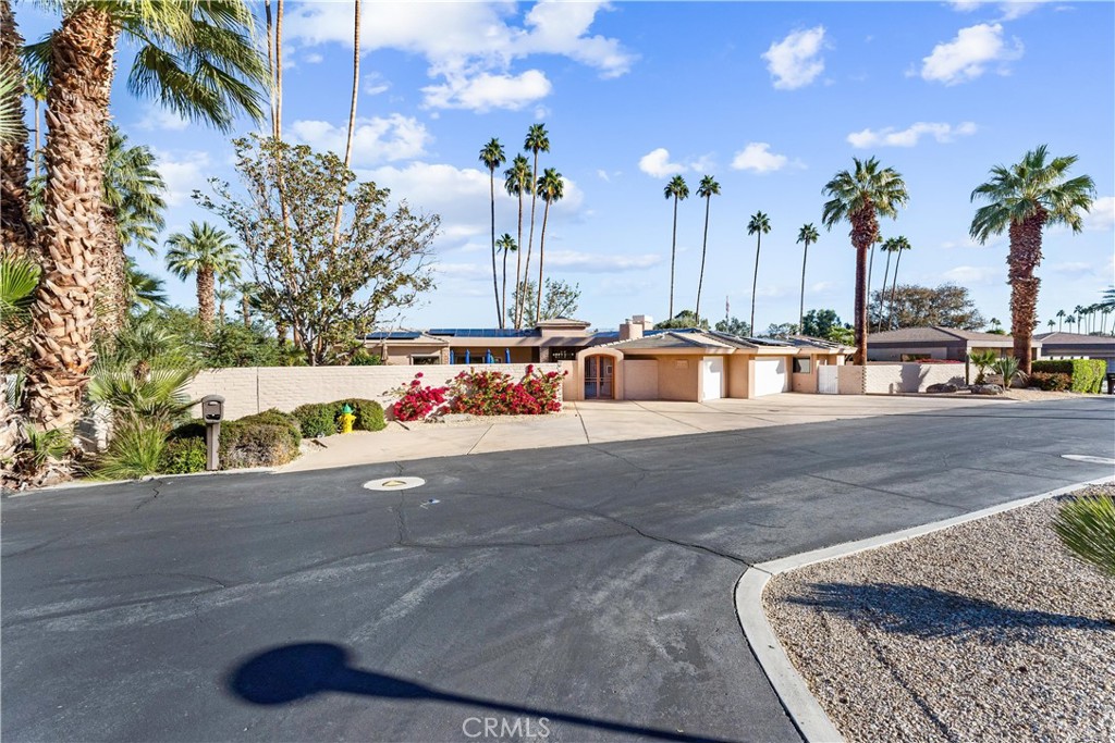 70854 Fairway Drive