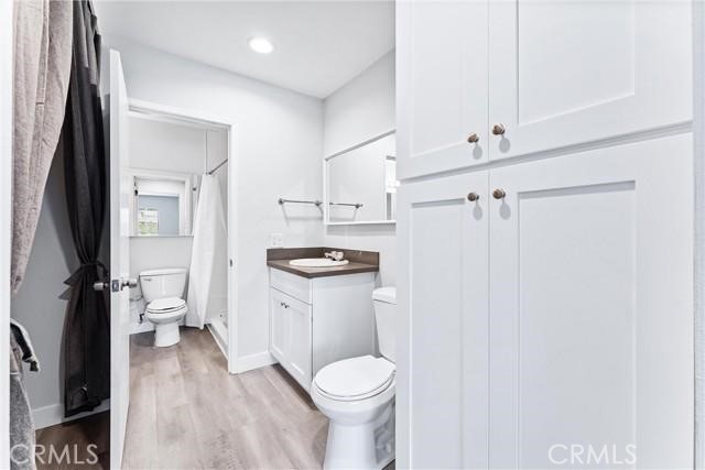 21934 Lakeland Avenue