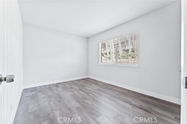 21934 Lakeland Avenue