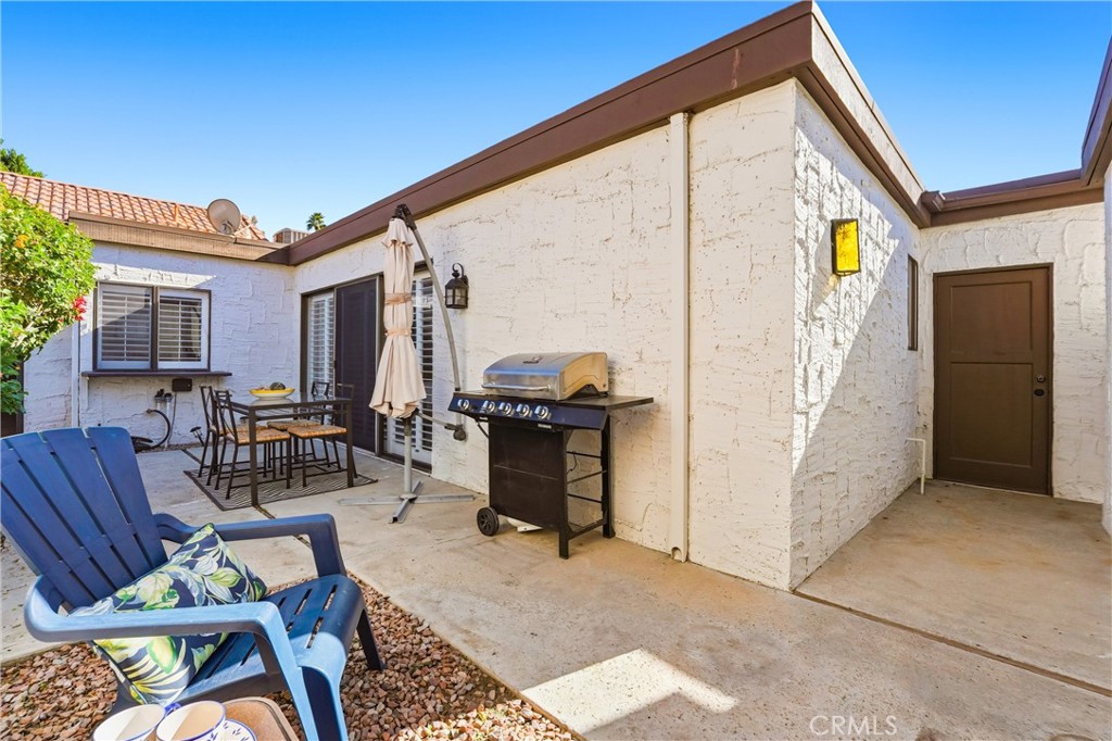 2367 S Gene Autry B