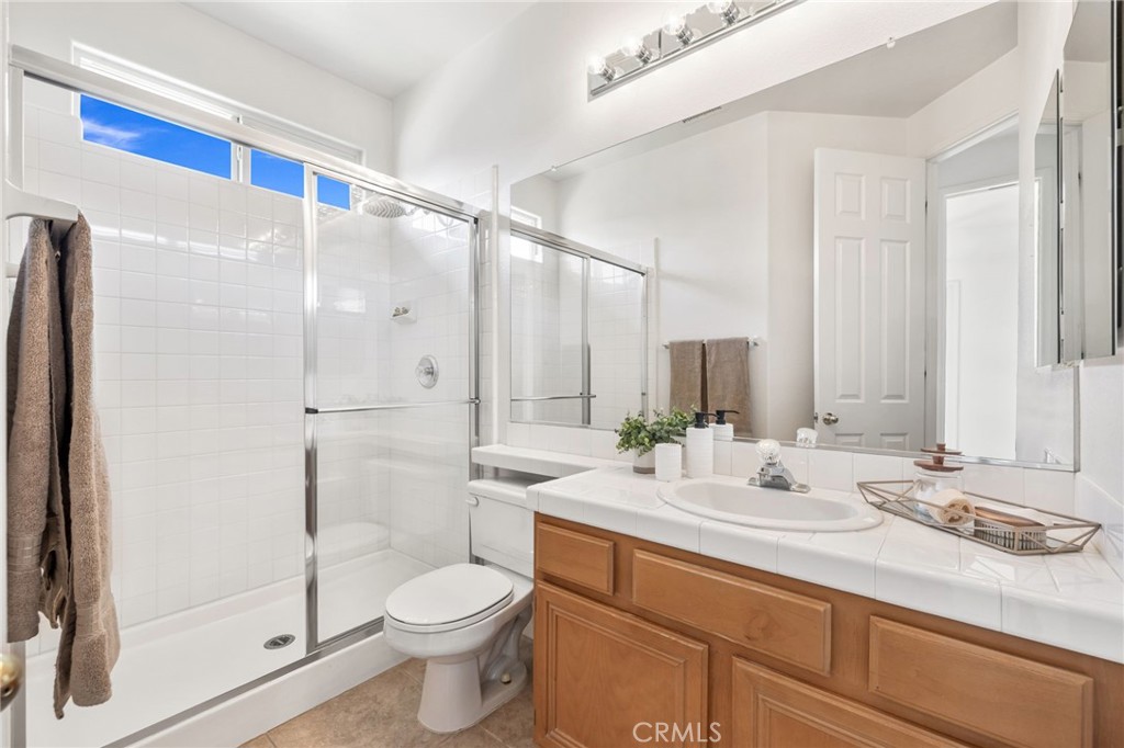 12 Wimbledon Circle