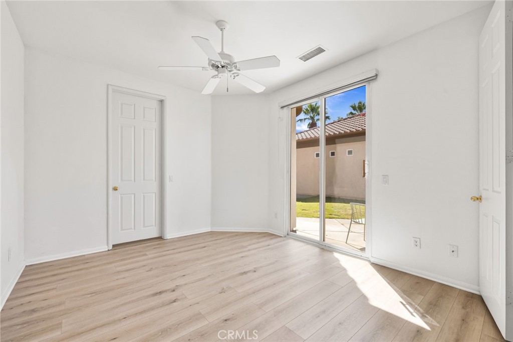 12 Wimbledon Circle