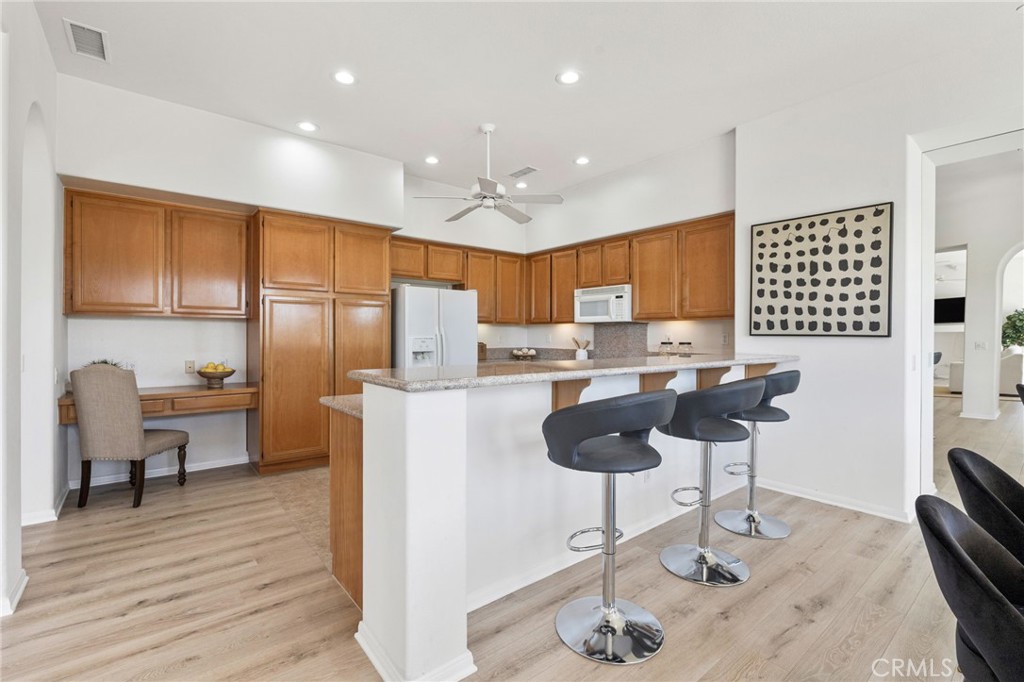12 Wimbledon Circle