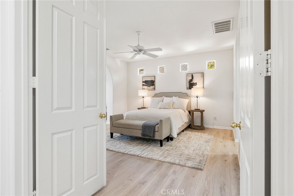 12 Wimbledon Circle