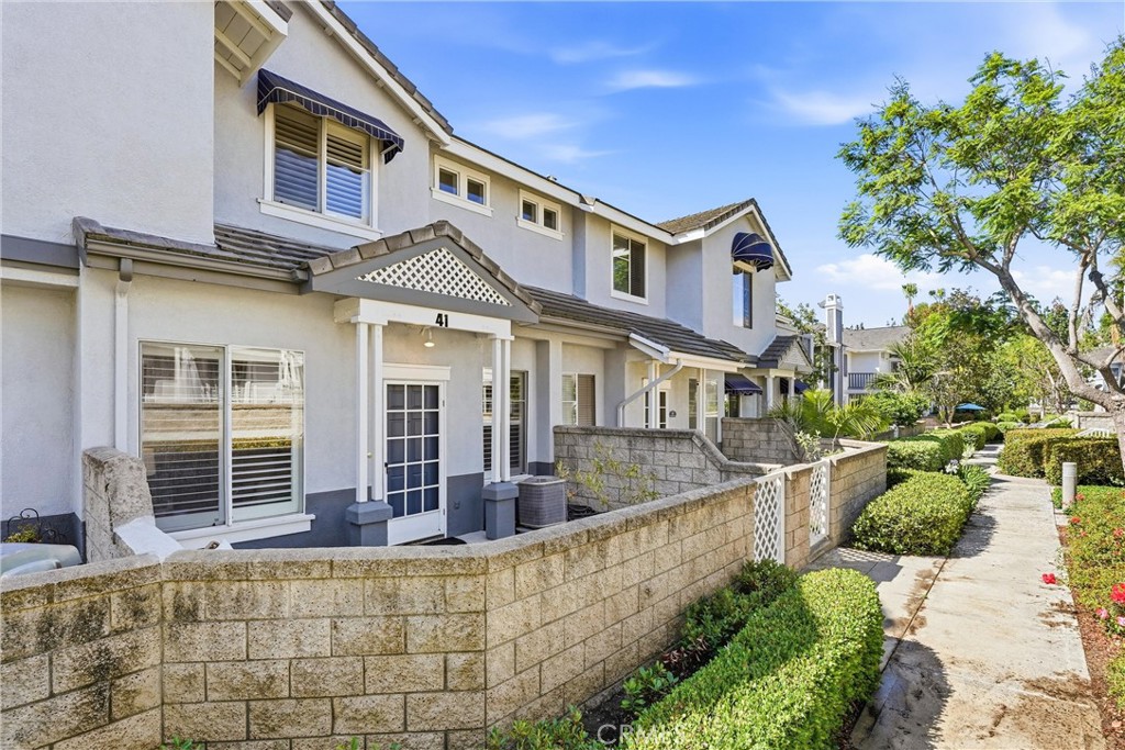 41 Carlsbad Lane