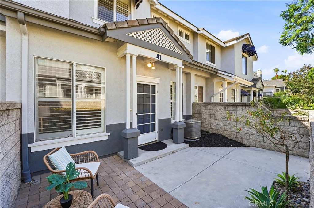 41 Carlsbad Lane