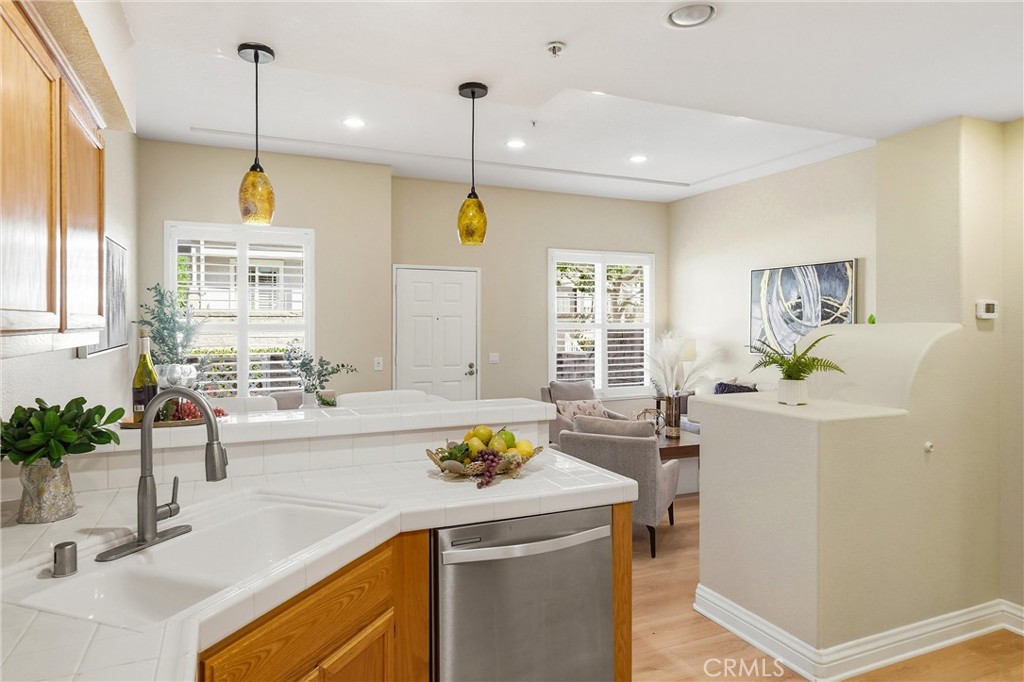 41 Carlsbad Lane
