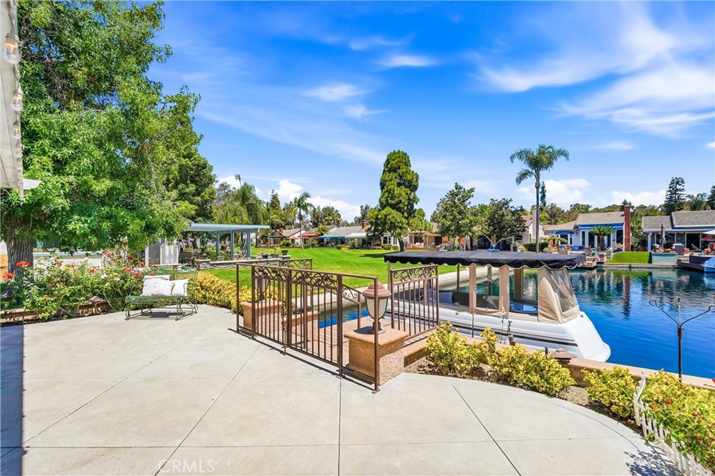 24261 Ontario Lane