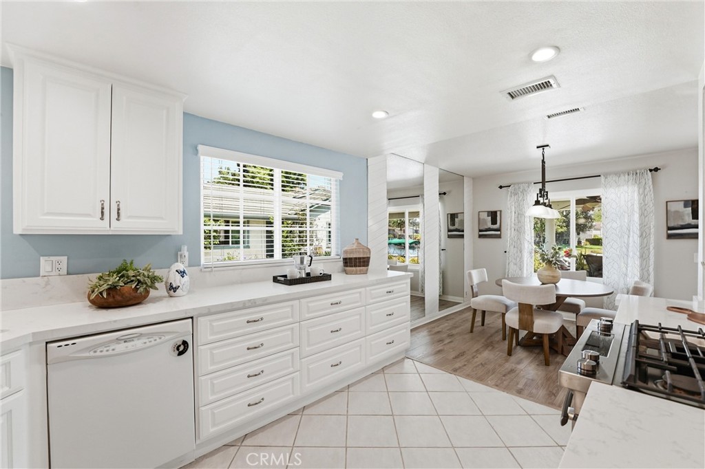 24261 Ontario Lane