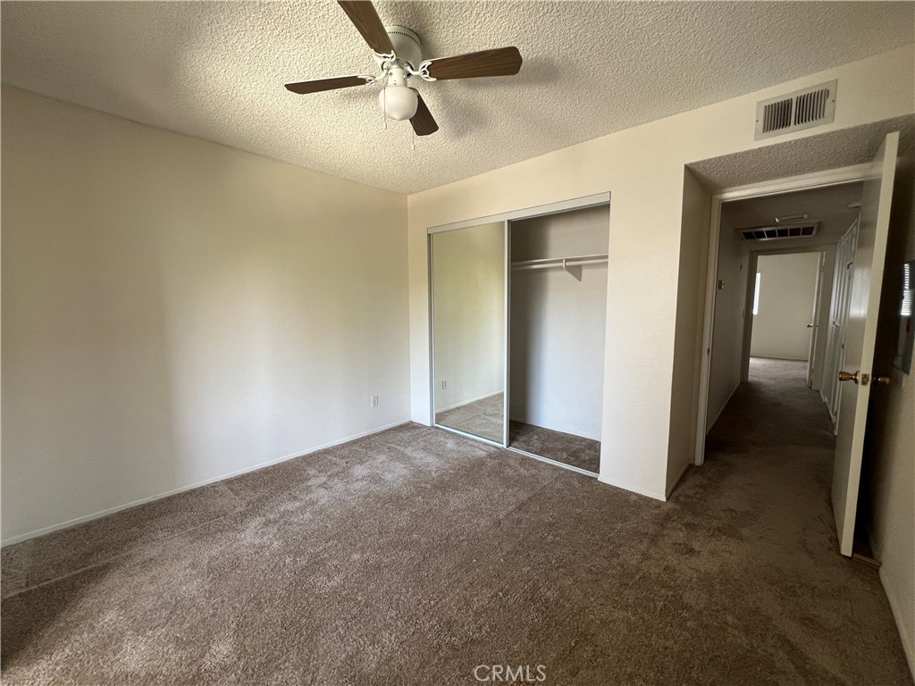 569 E St 30