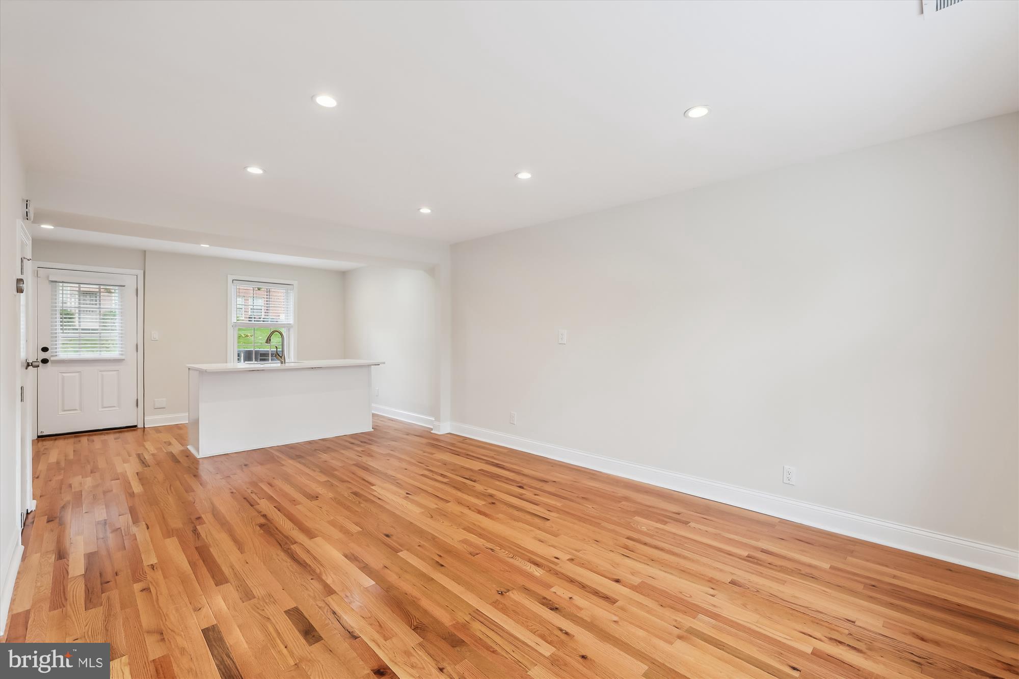 3816 W STREET SE Unit: B