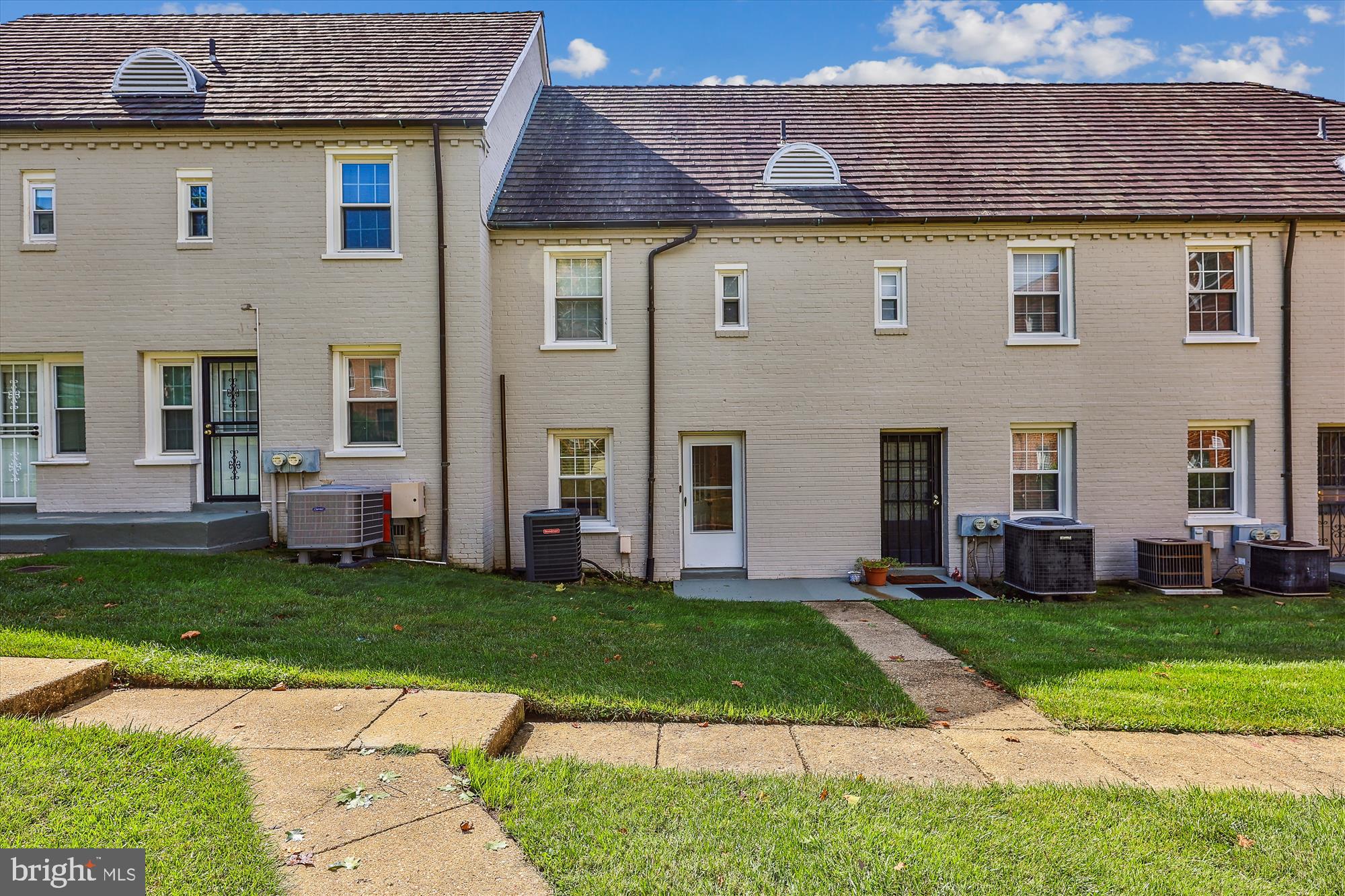 3816 W STREET SE Unit: B