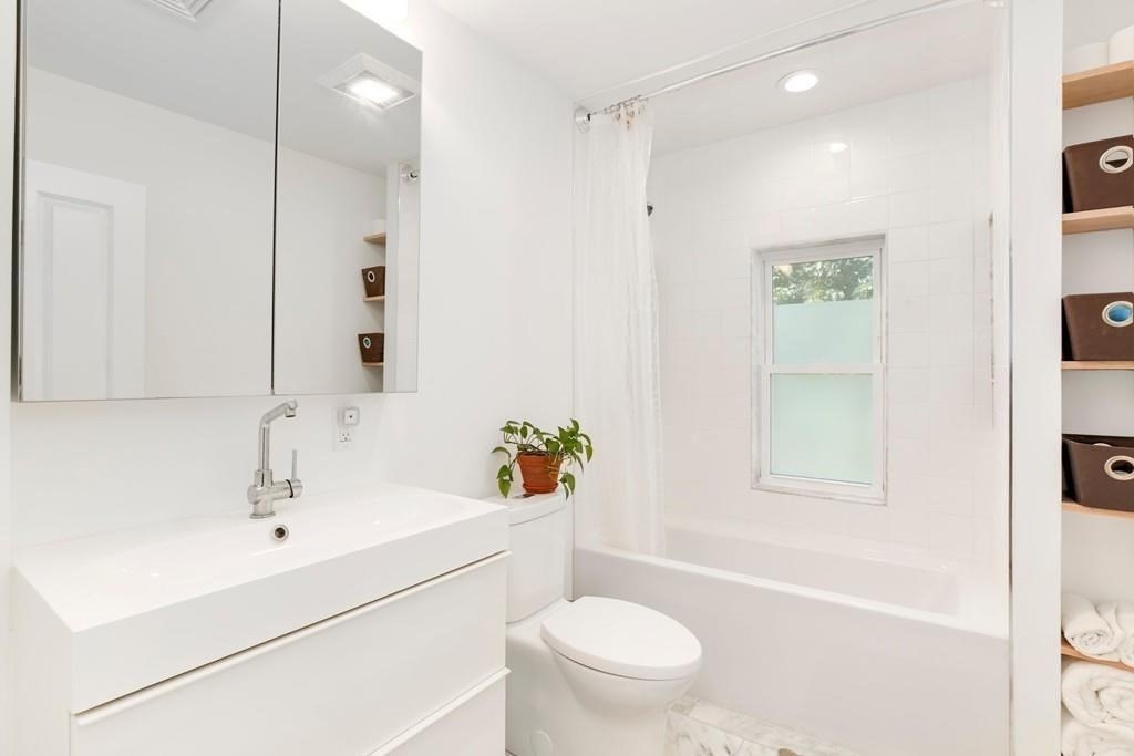 162 Saratoga Unit: A