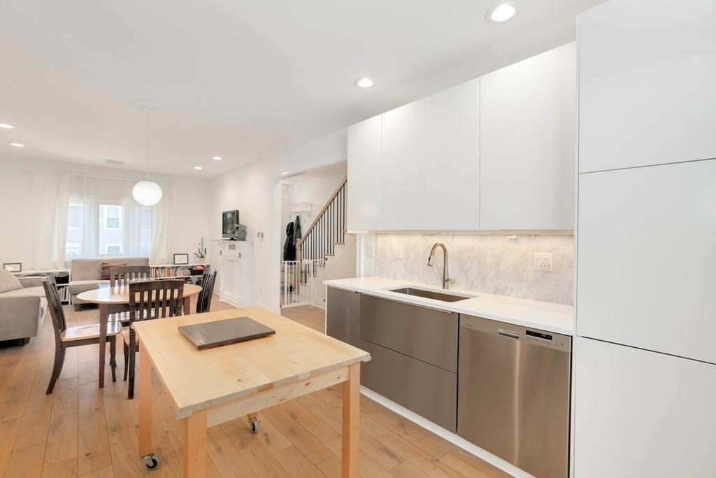 162 Saratoga Unit: A