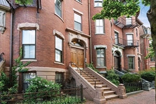 28 Dartmouth Unit: G
