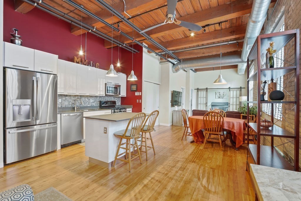 43 Charlton Street Unit: B102