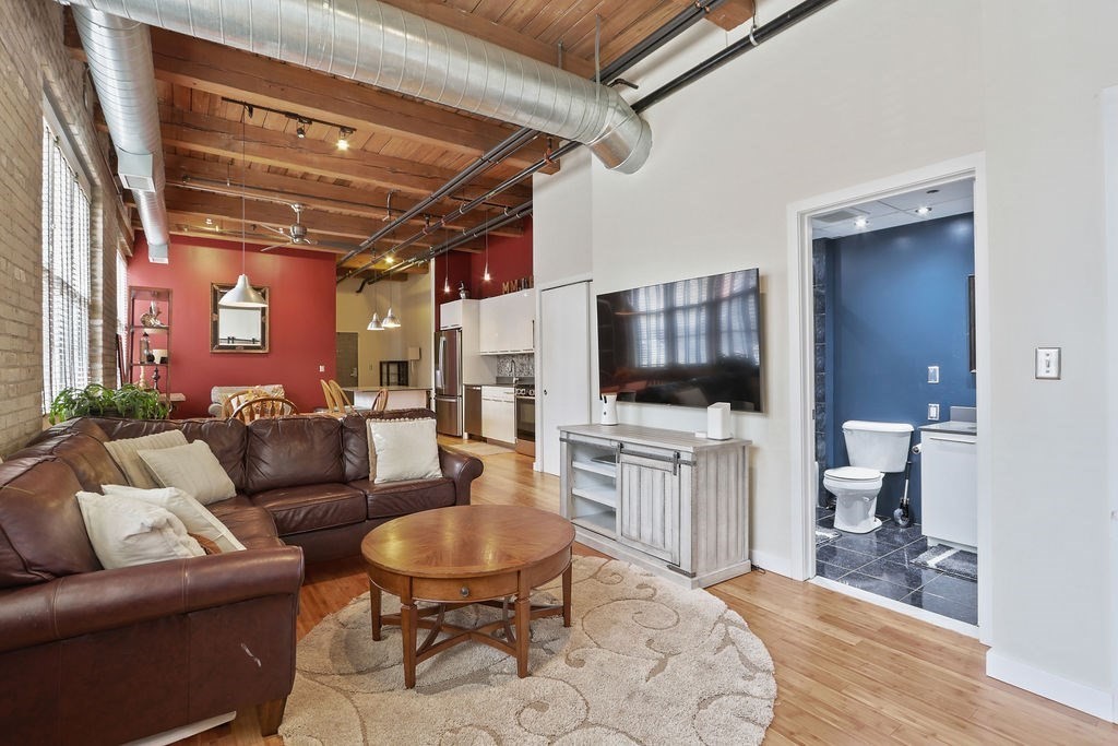 43 Charlton Street Unit: B102