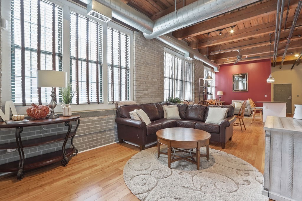 43 Charlton Street Unit: B102