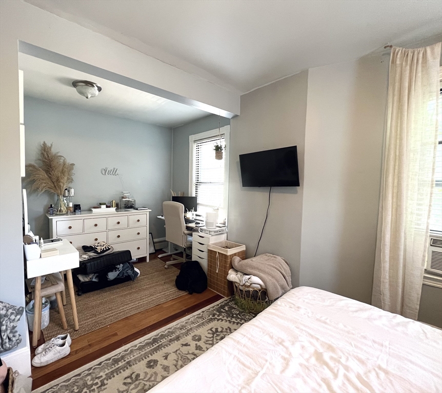 473 E 3rd # 2