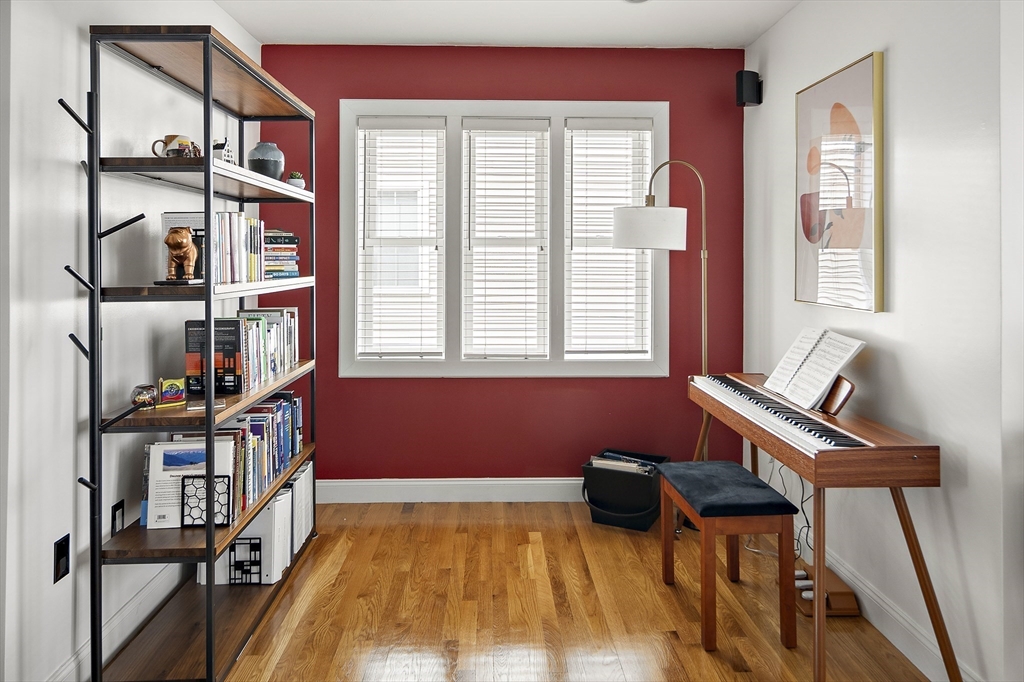 131 Tudor Unit: TH