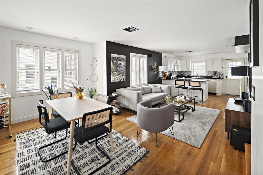 131 Tudor Unit: TH