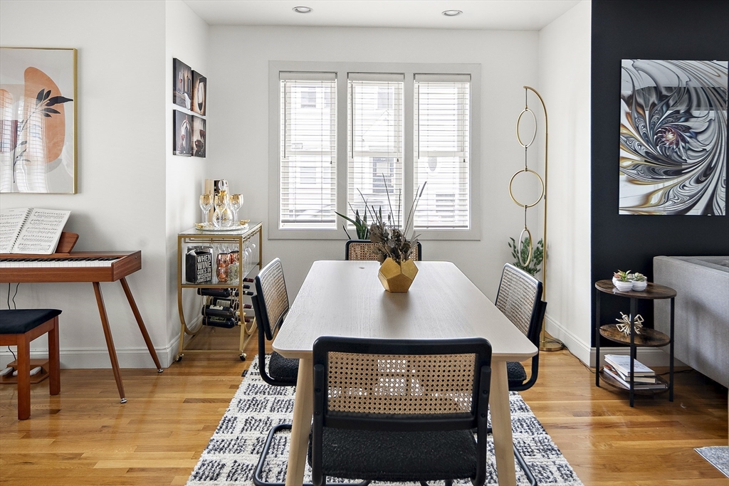 131 Tudor Unit: TH