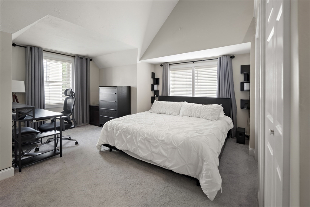 131 Tudor Unit: TH