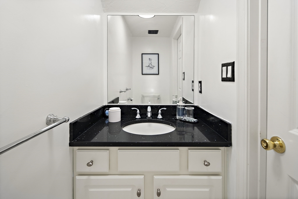 131 Tudor Unit: TH