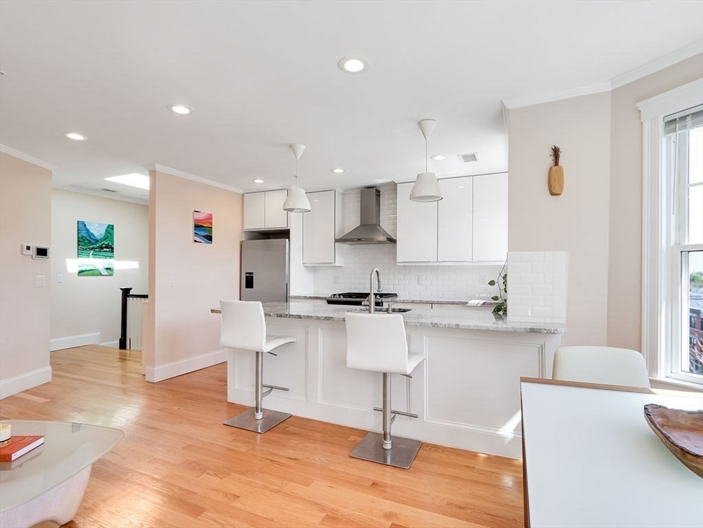 11 Everett Ave # 3