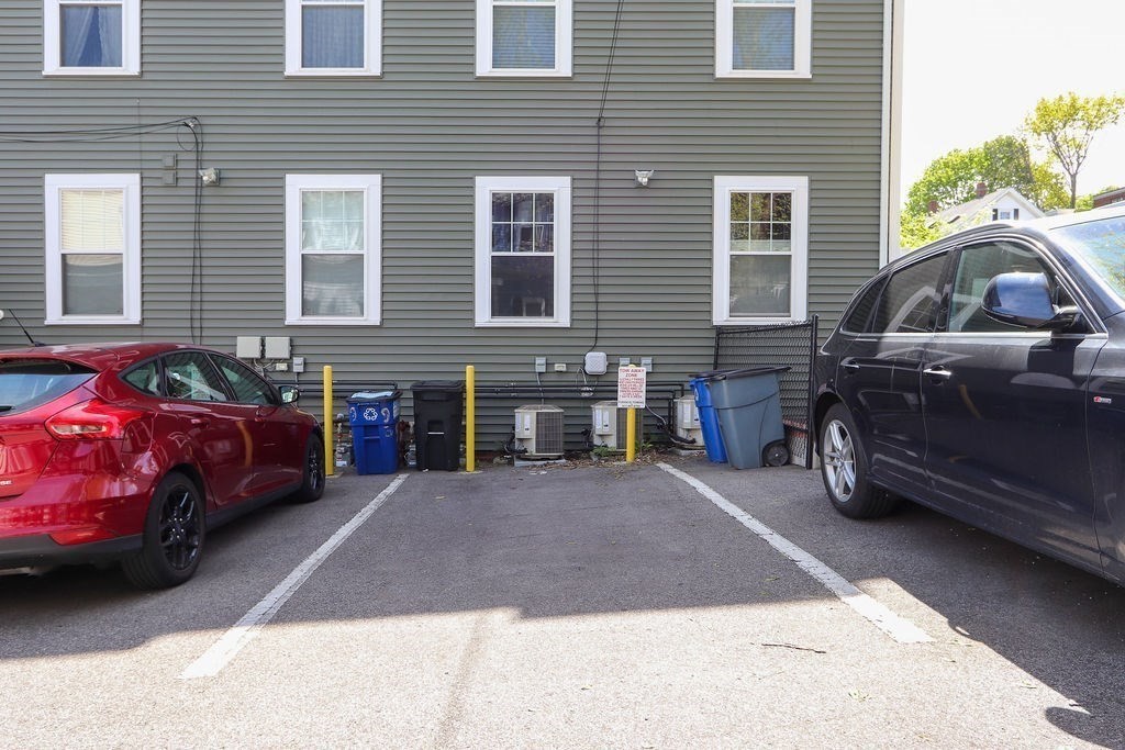 11 Everett Ave # 3