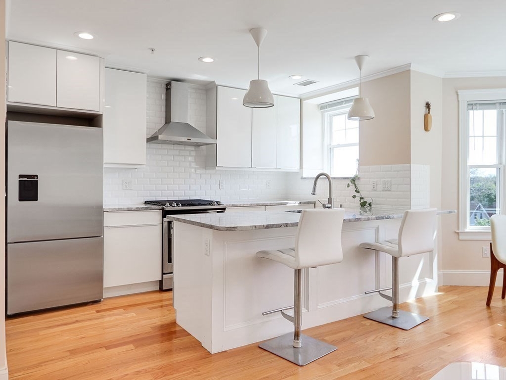 11 Everett Ave # 3