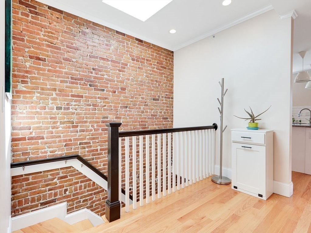 11 Everett Ave # 3