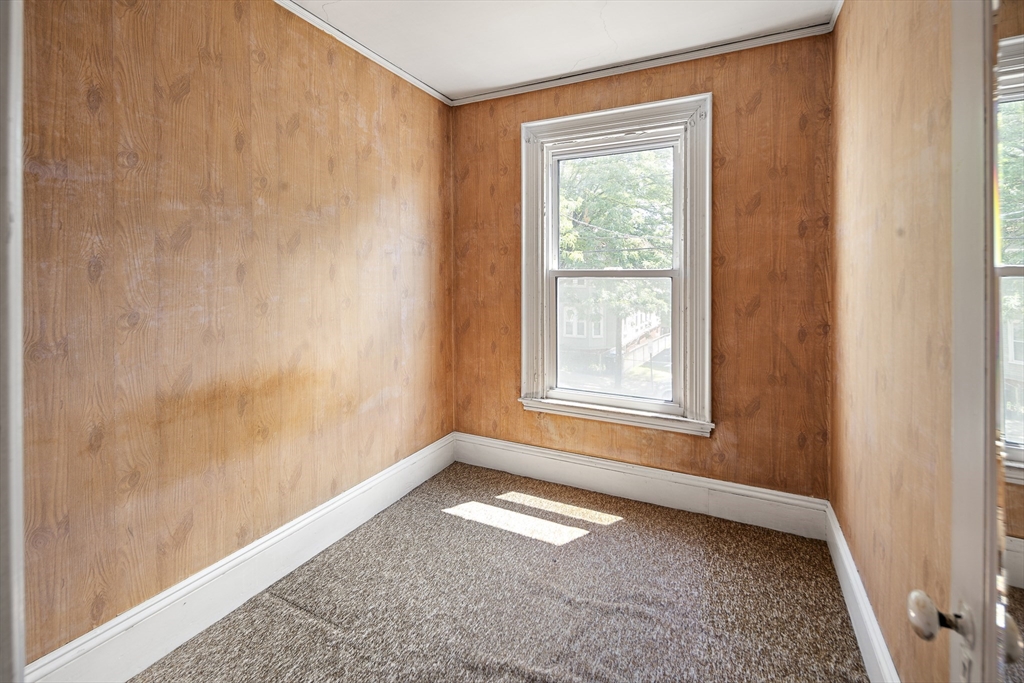 128 Central St
