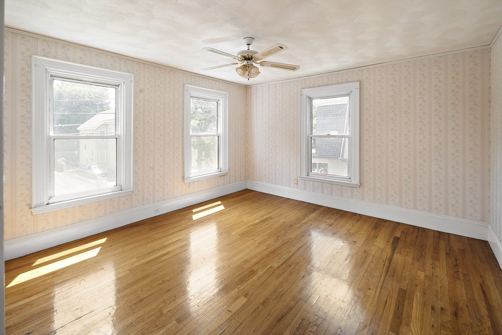 128 Central St