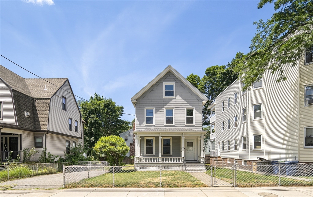128 Central St