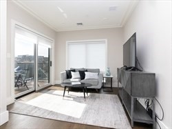 214 Market St # 403
