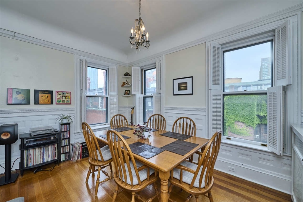 290 Commonwealth Ave # 15