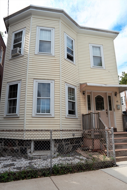 48 Shawmut St