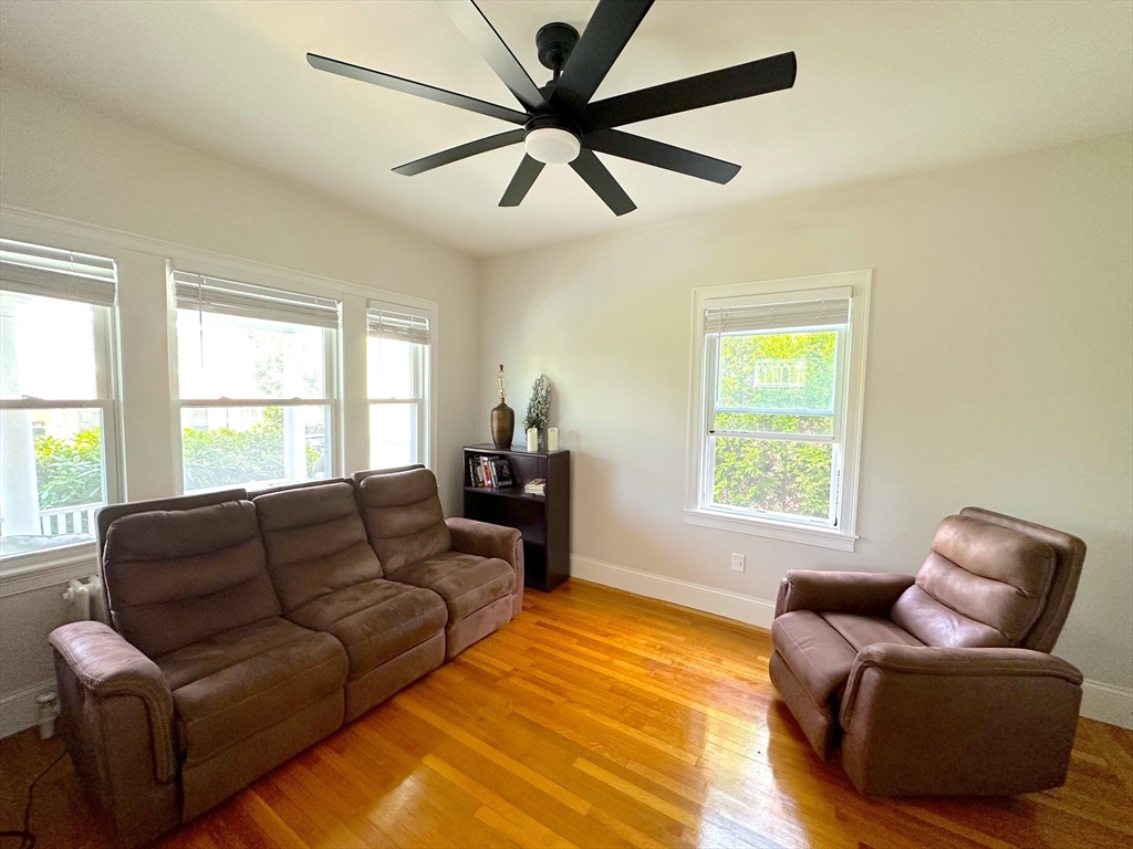 6 Barstow St # 1