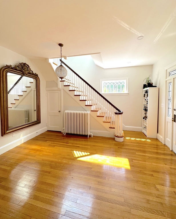 6 Barstow St # 1