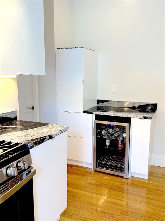 6 Barstow St # 1