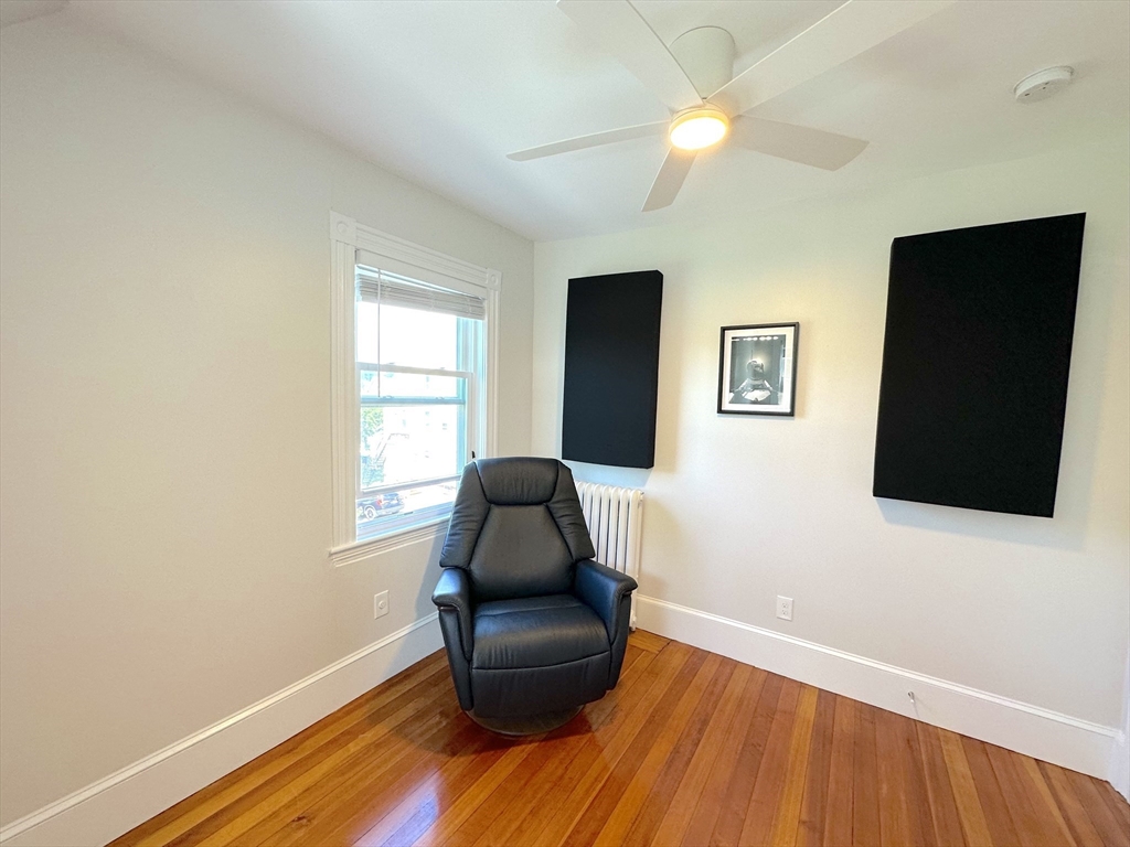 6 Barstow St # 1