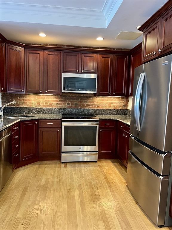 28-32 Atlantic Ave # 635